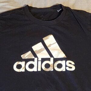 Adidas T-shirt